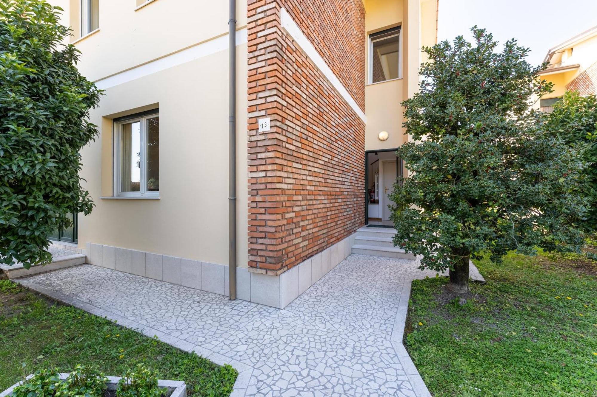Вилла Casa Carlina Pet Friendly House Сало Экстерьер фото
