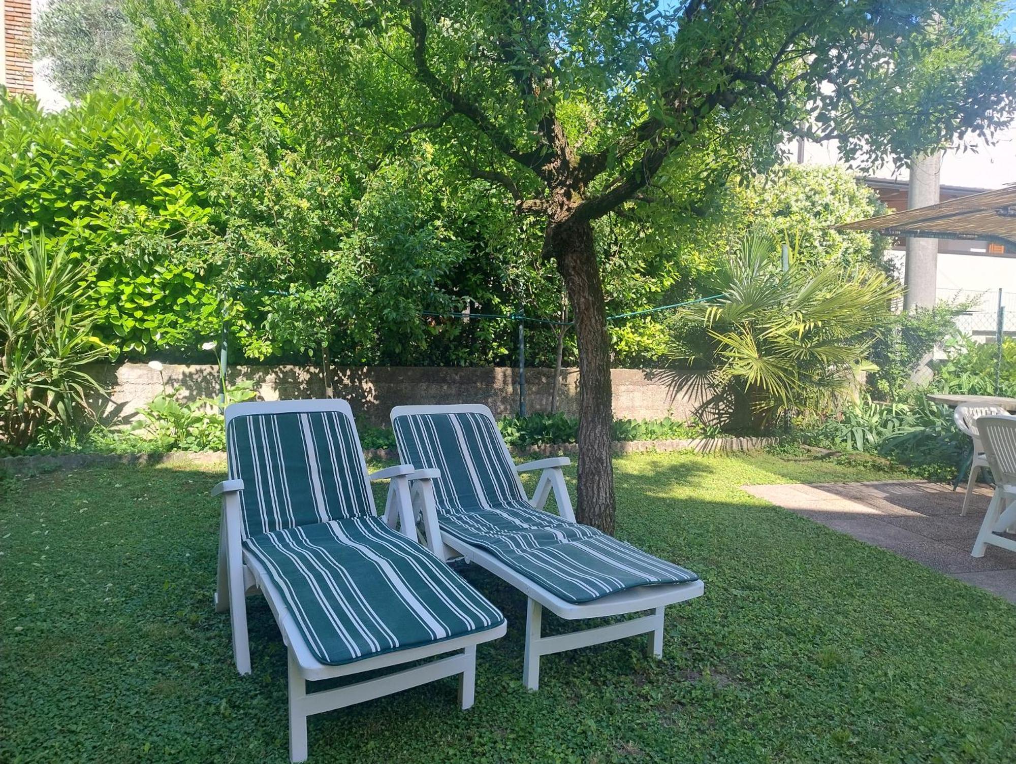Вилла Casa Carlina Pet Friendly House Сало Экстерьер фото